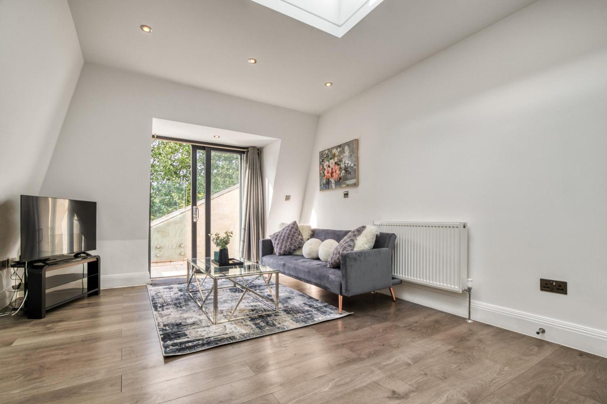 Luxurious Hidden Gem In Wandsworth Apartment Лондон Екстериор снимка